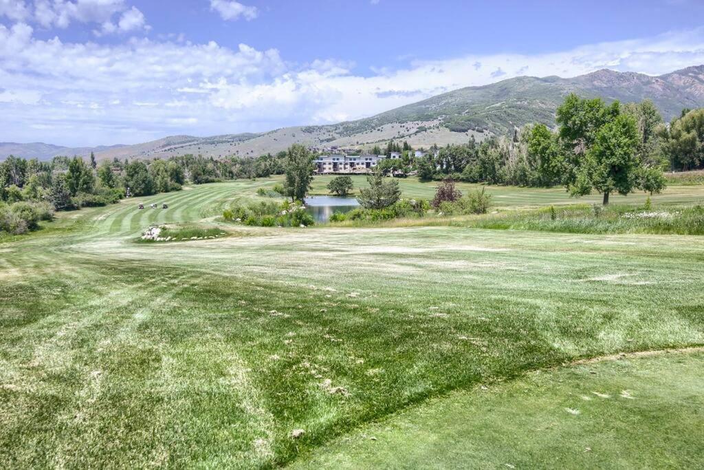 Wolf Creek Lodge Condo In Eden, Ut - Relaxing Mountain Retreat Bagian luar foto